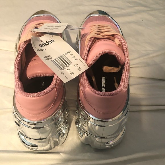 Ralph Simmons Pink, Size 7